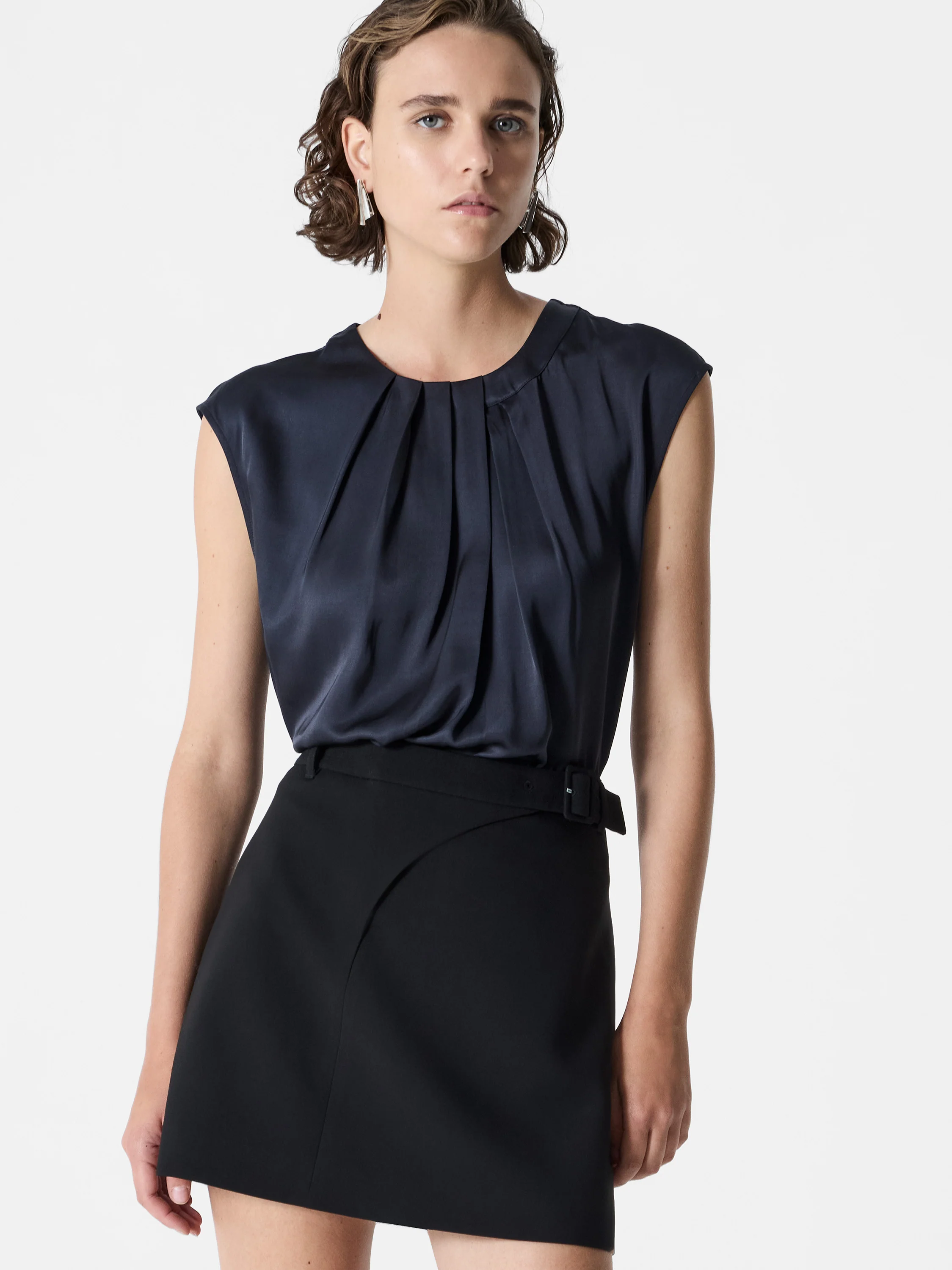 Sera Eco Satin Pleated Sleeveless Blouse - Image 2