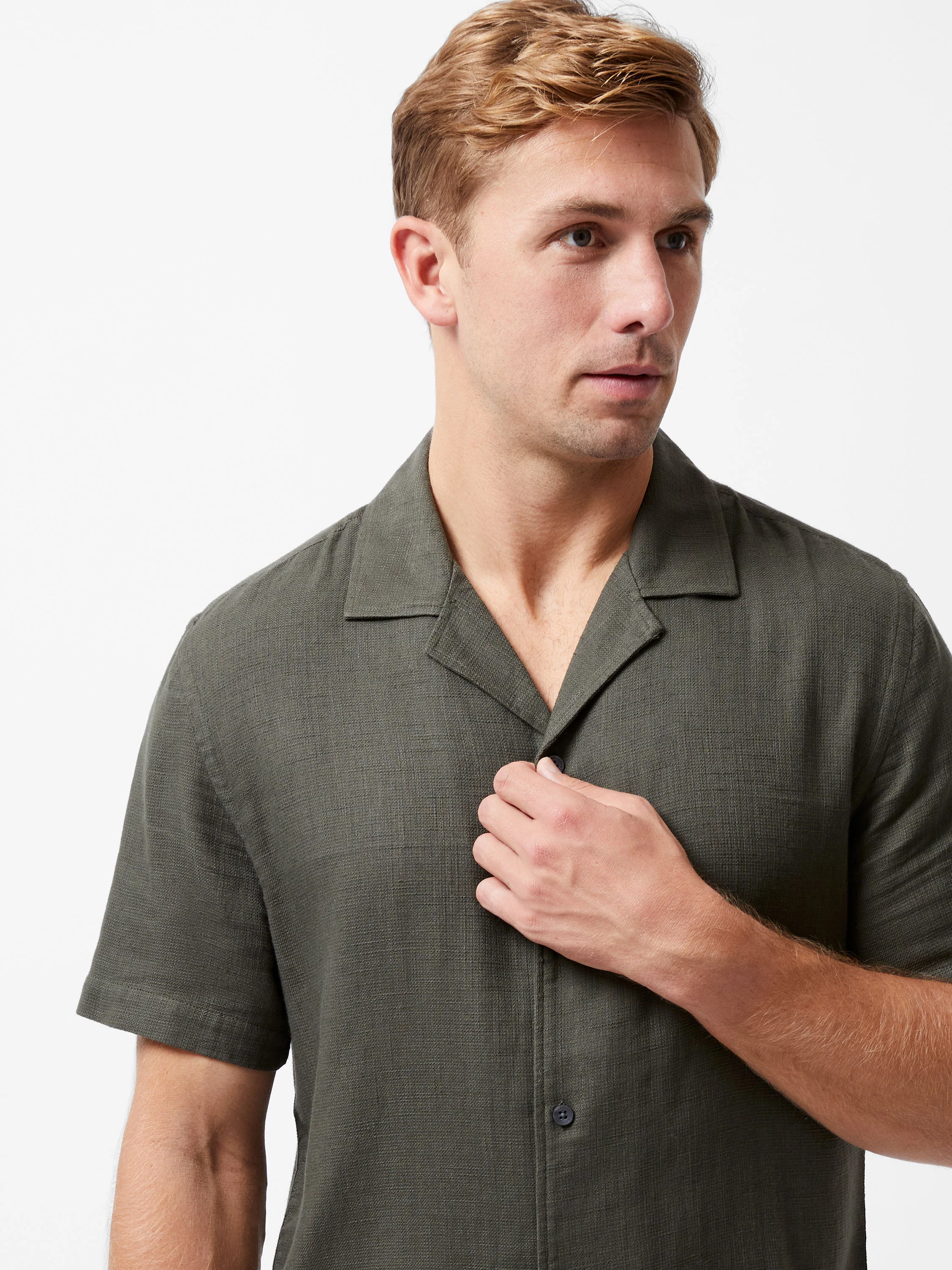 Short Sleeve Matty Weave Revere Shirt - Image 4