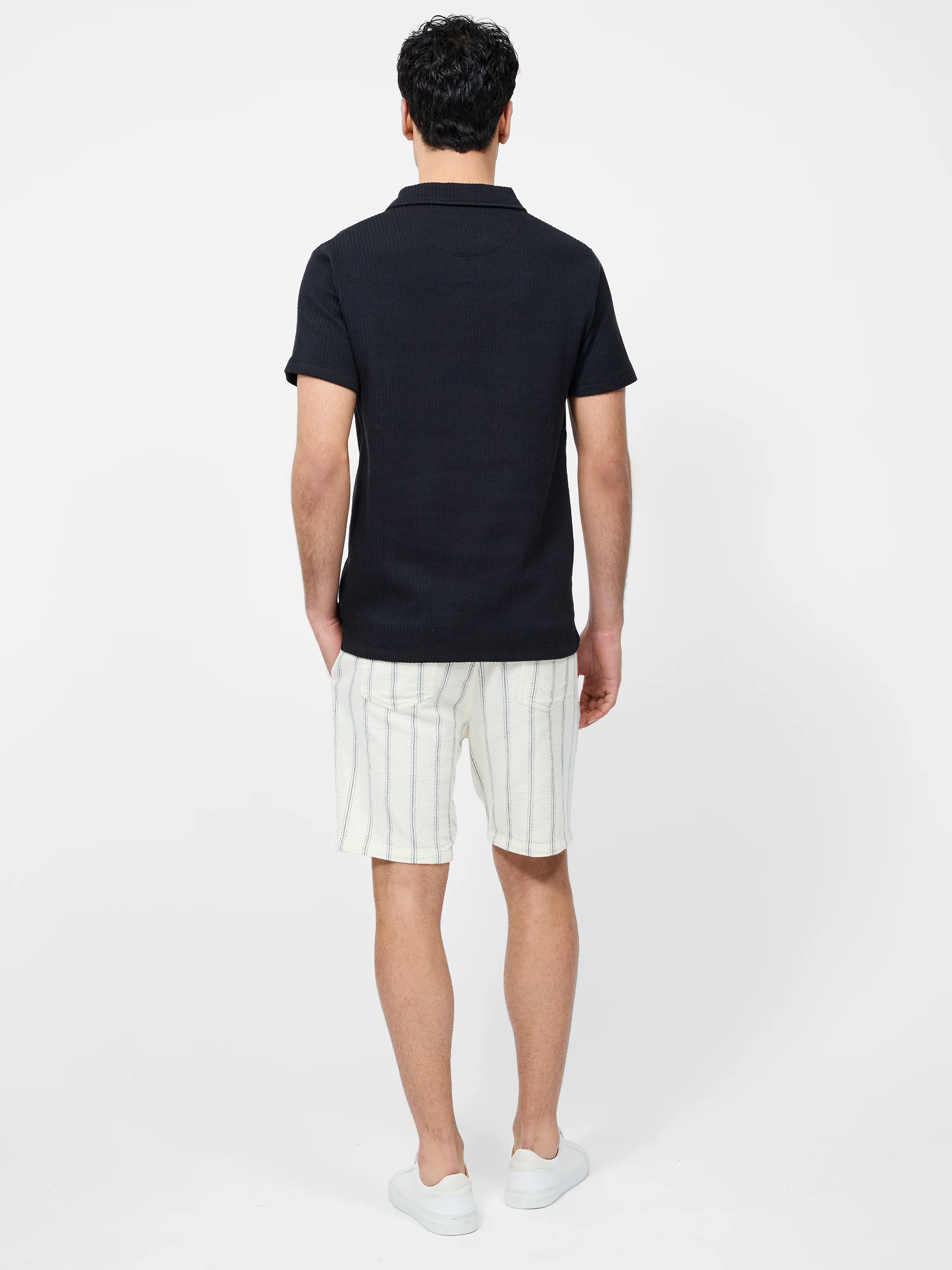 Short Sleeve Trophy Neck Polo Shirt - Image 4