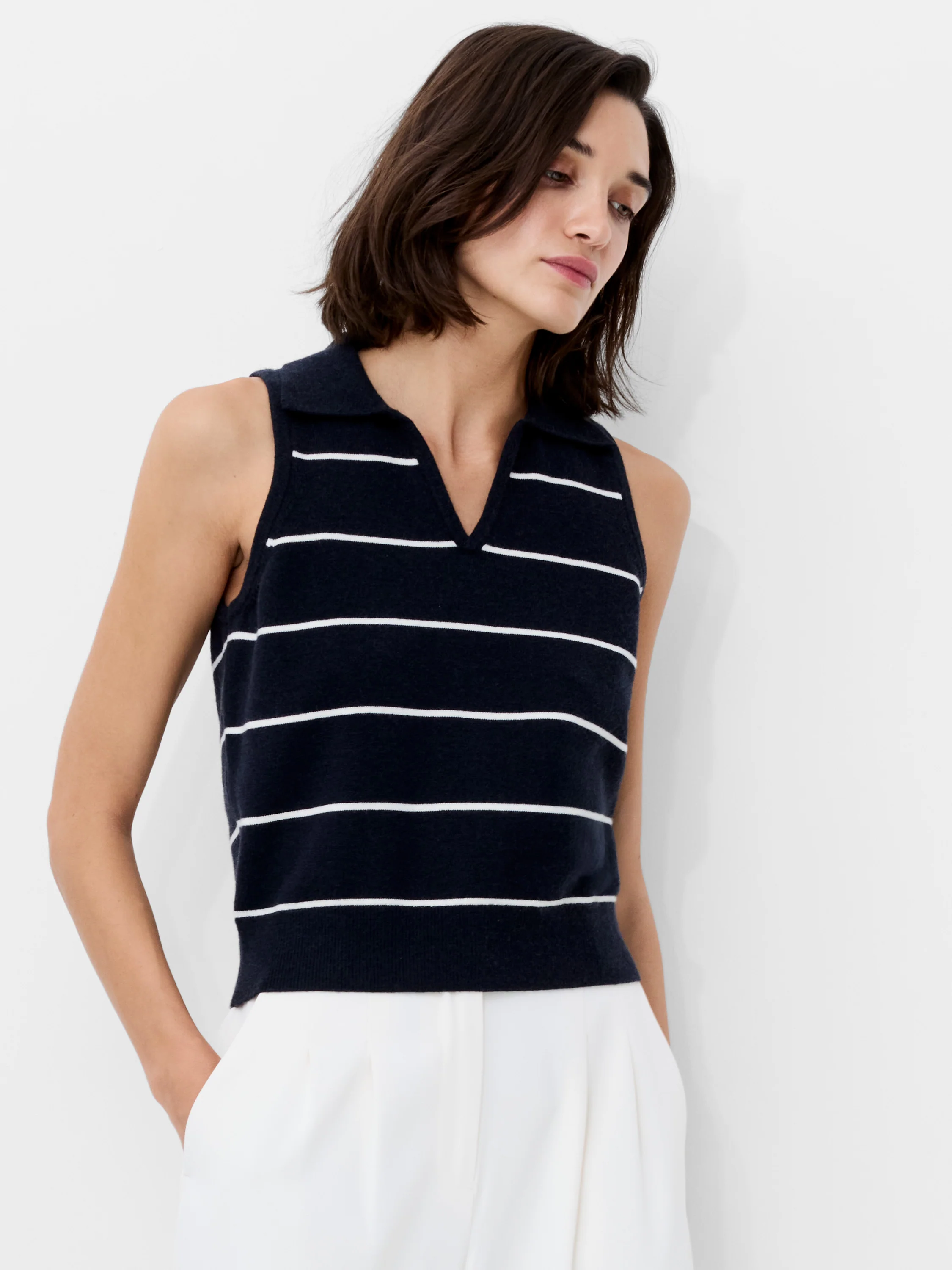 Sloane Knit Collared Sleeveless Top - Image 3