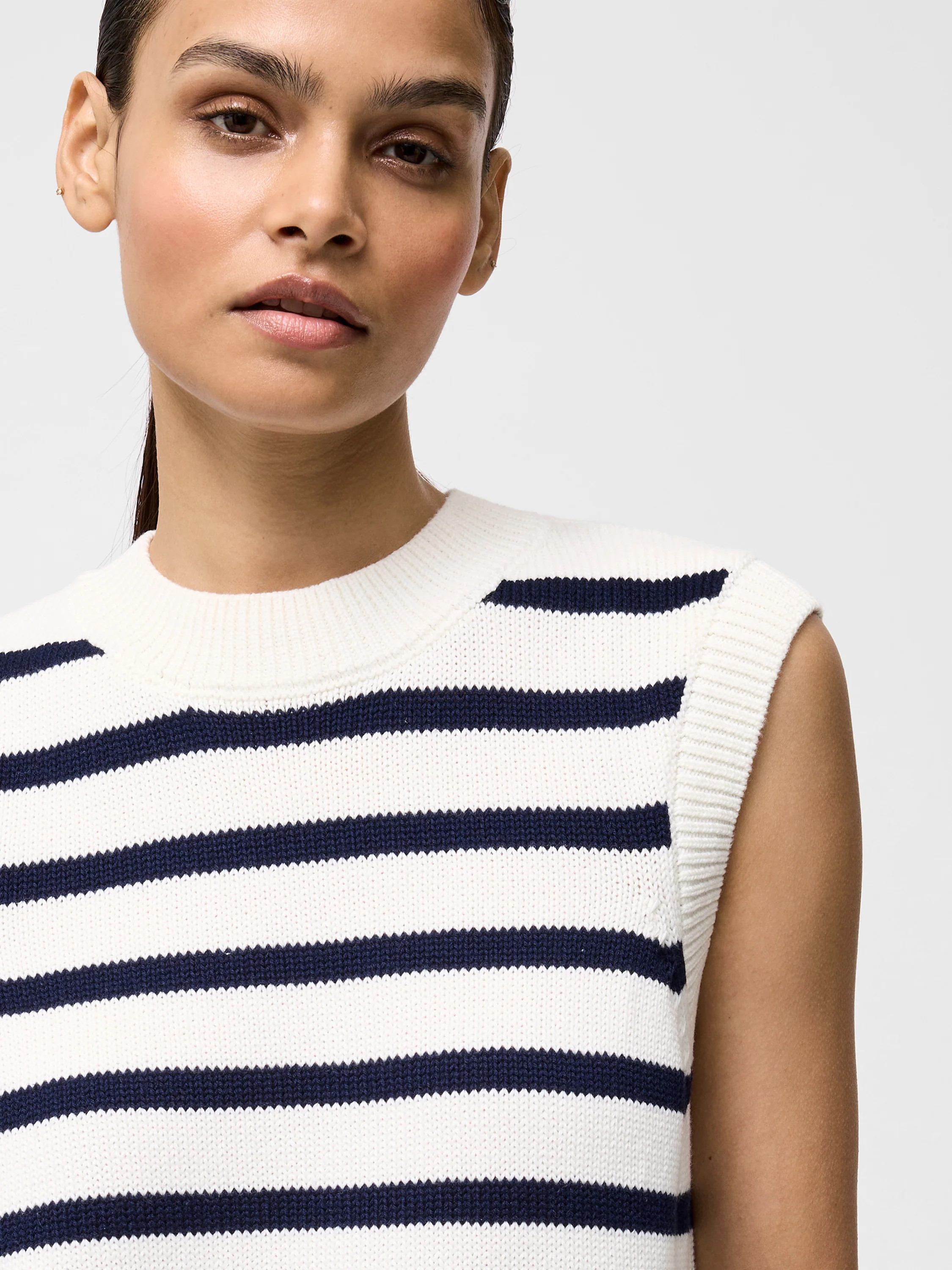 Striped Oversize Knit Tank - Image 3