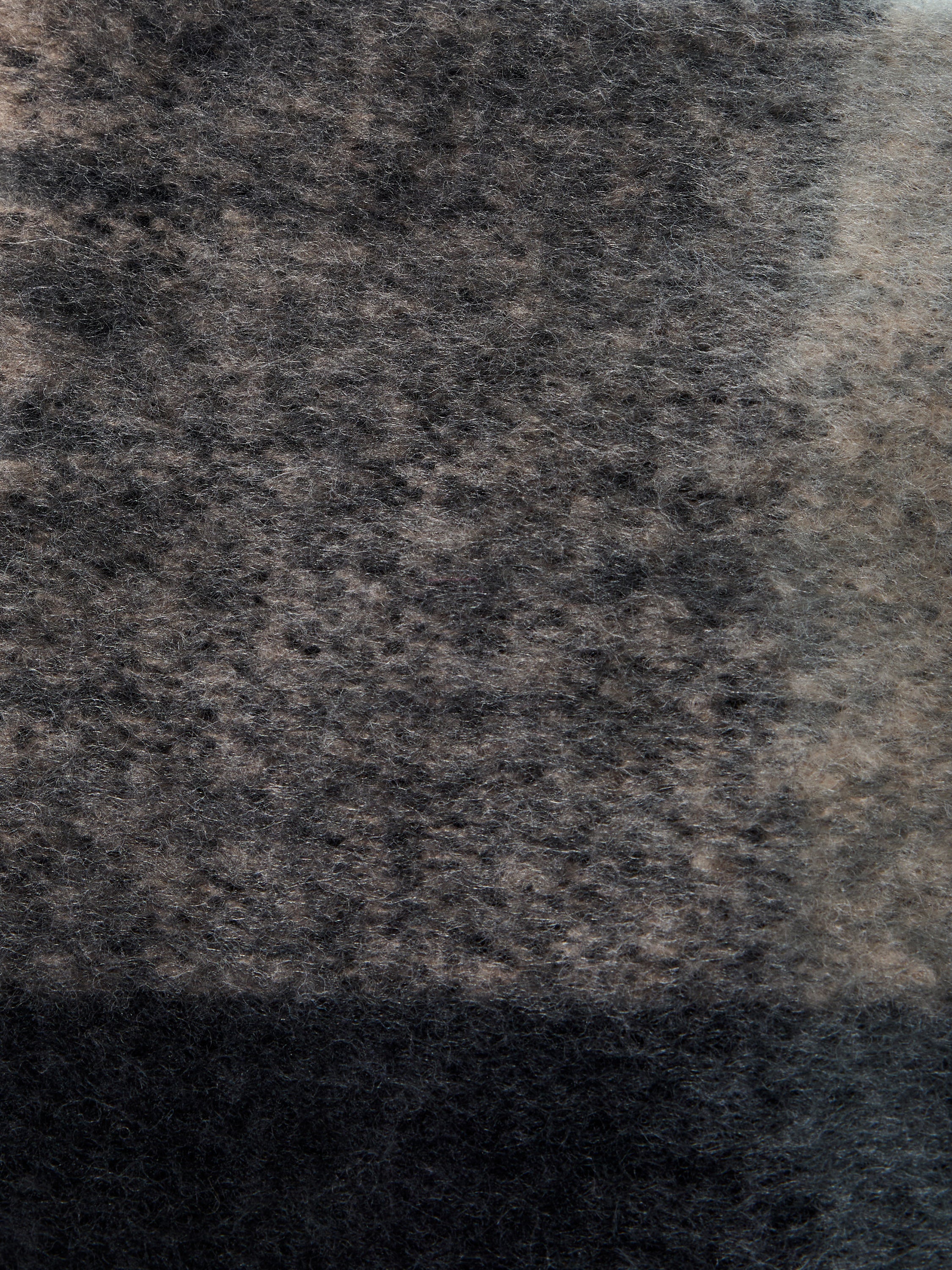 Supersoft Check Scarf - Image 7