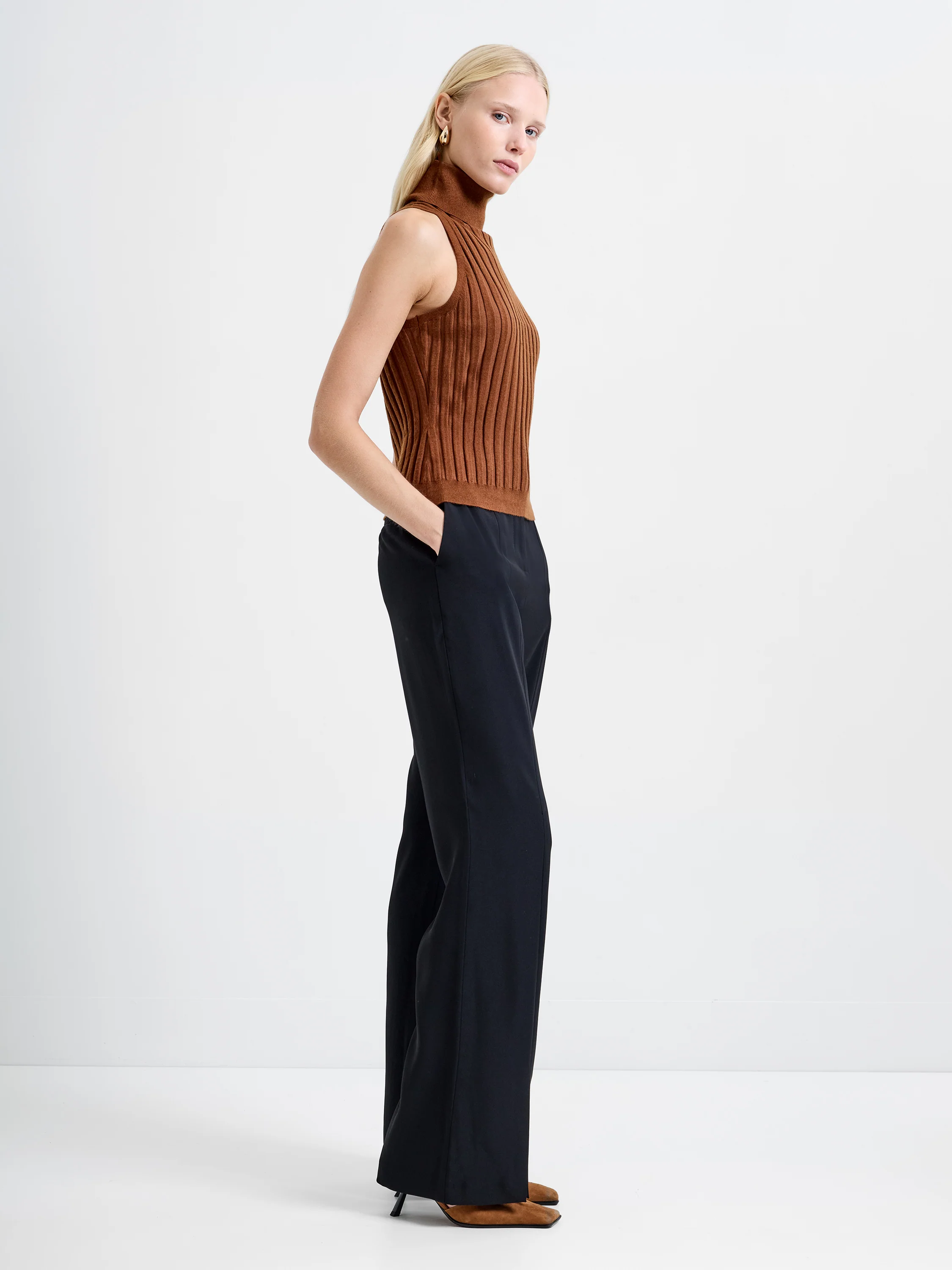Turtleneck Knitted Tank Sweater - Image 3