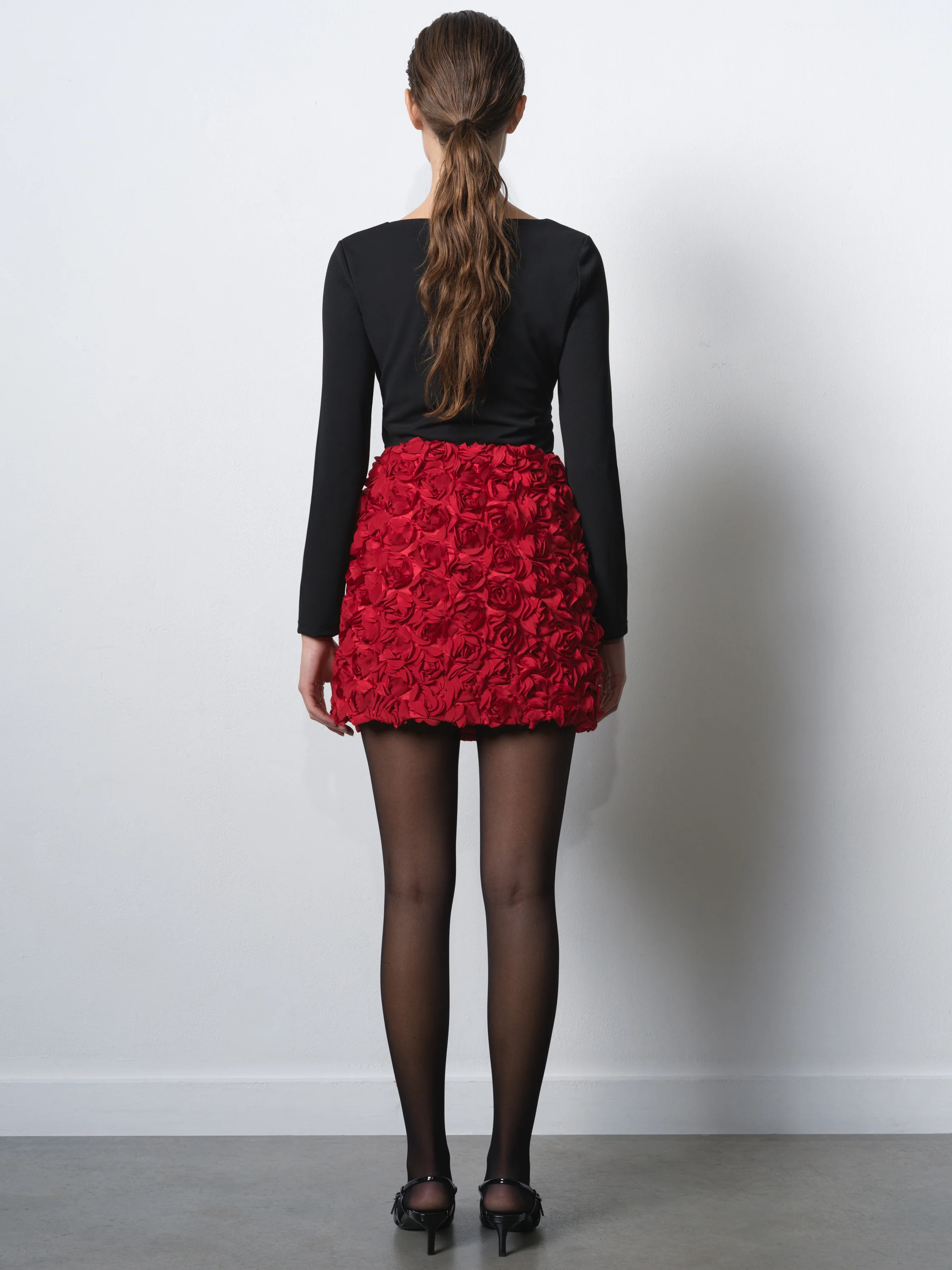 Verity 3D Floral Textured Mini Skirt - Image 6