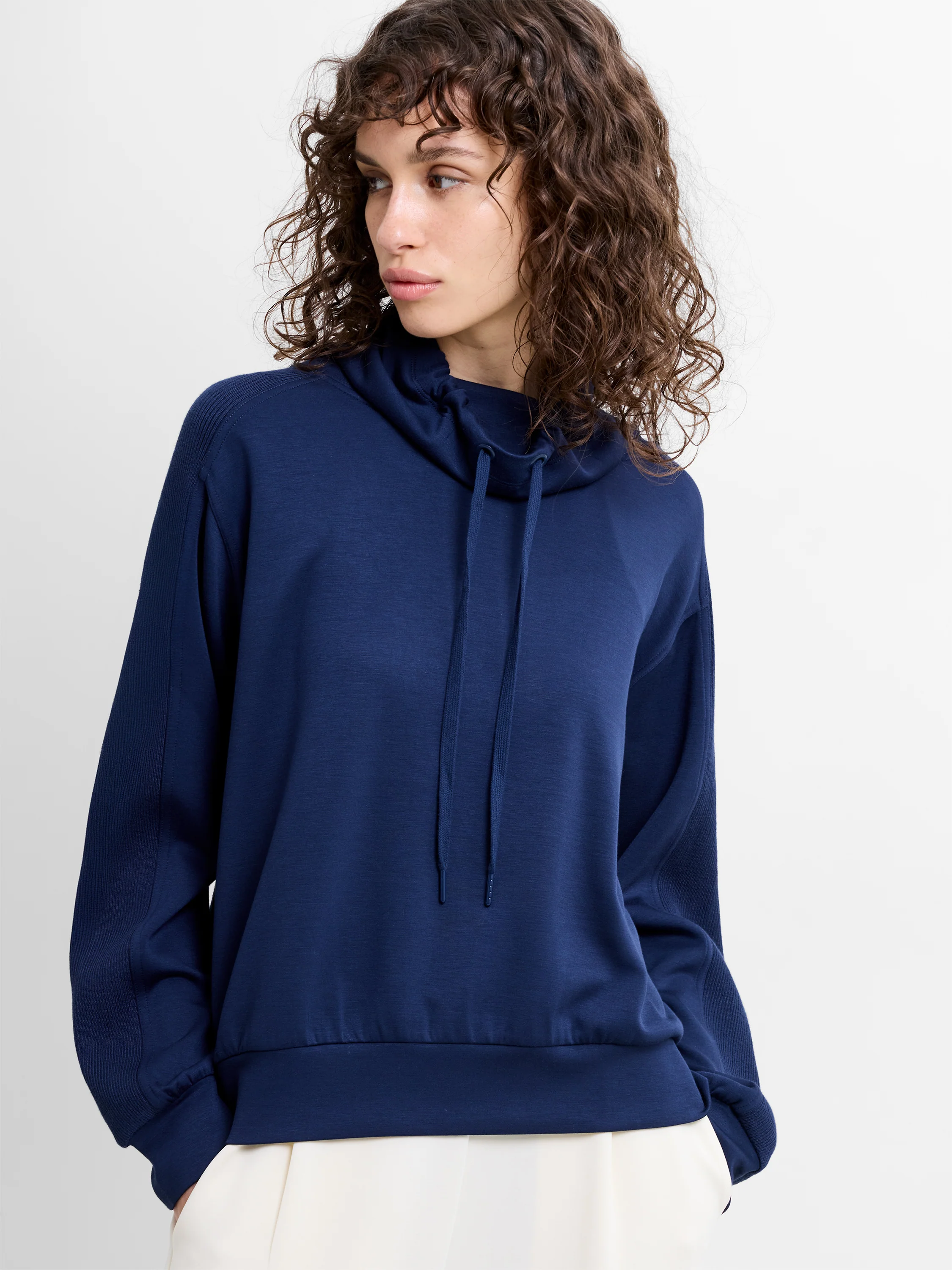 Wren Knit Mix Sweatshirt - Image 4