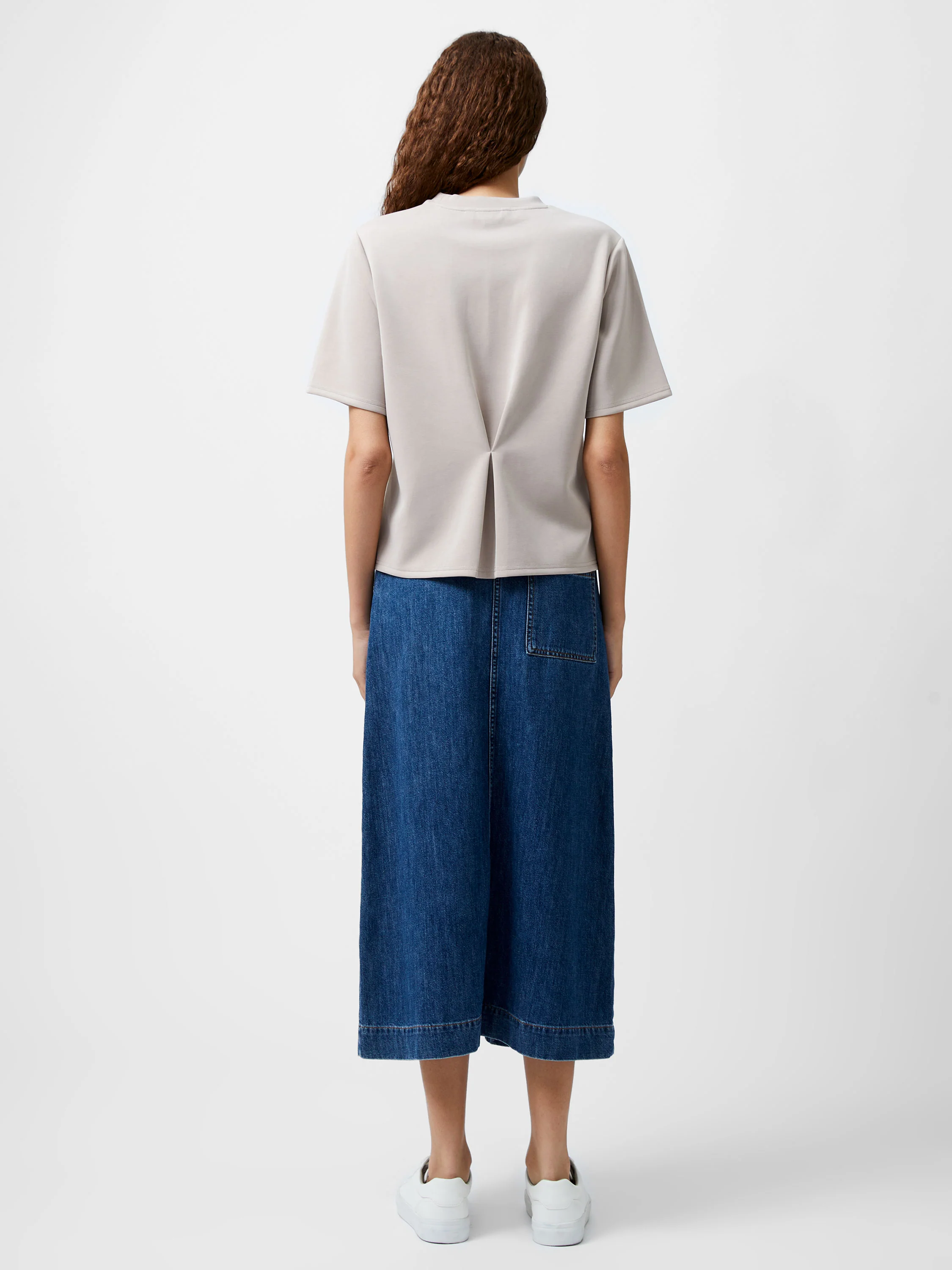 Wren Short Sleeve Pinched T-Shirt - Image 4