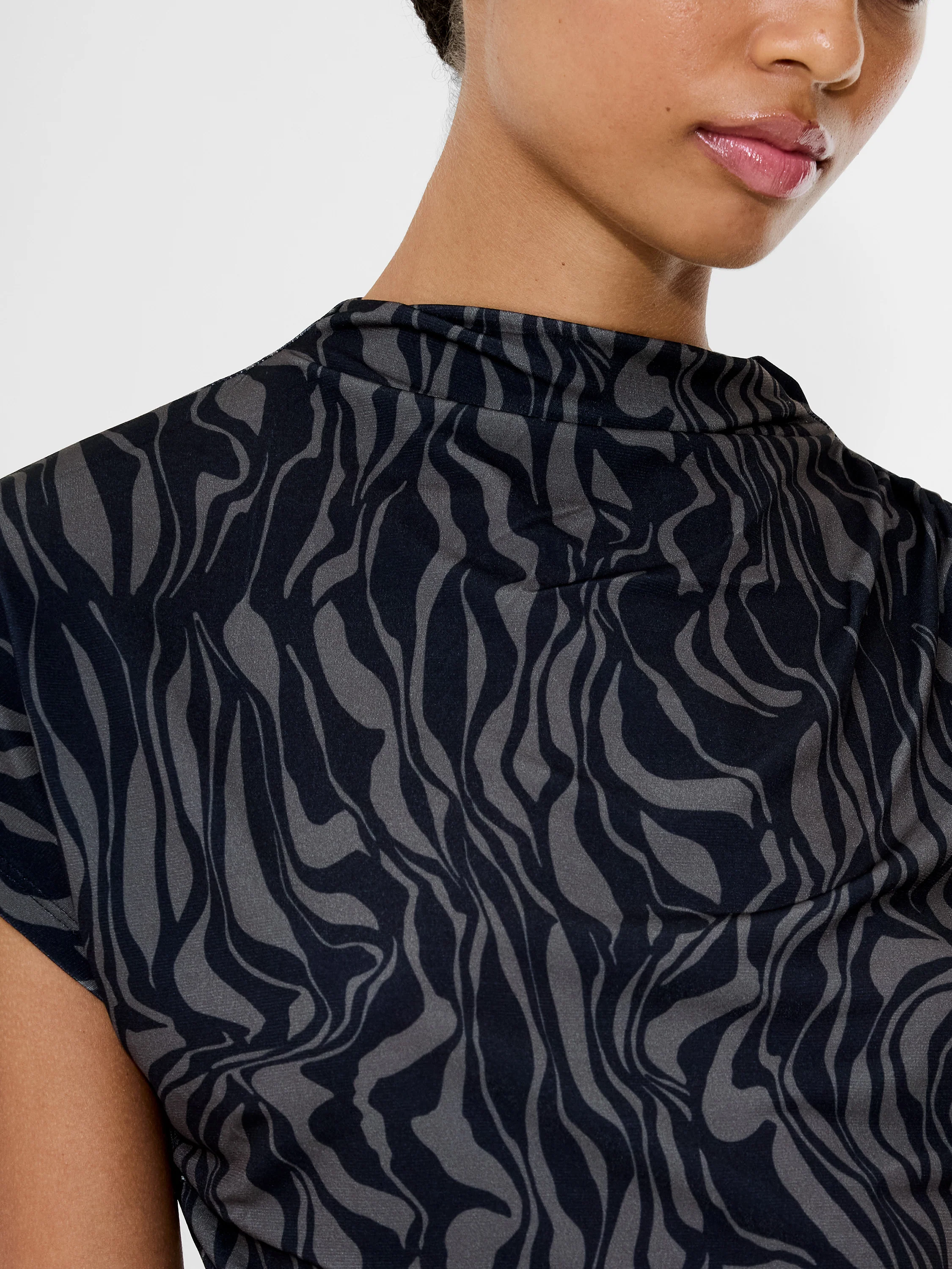 Zaria Zina Jersey Top - Image 3