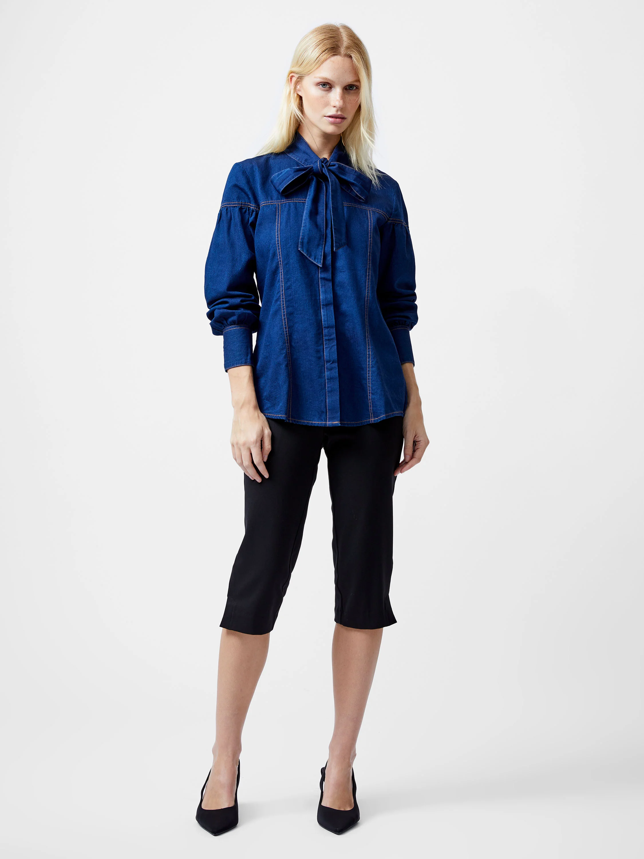 Zaves Chambray Tie Neck Button Up Shirt - Image 3