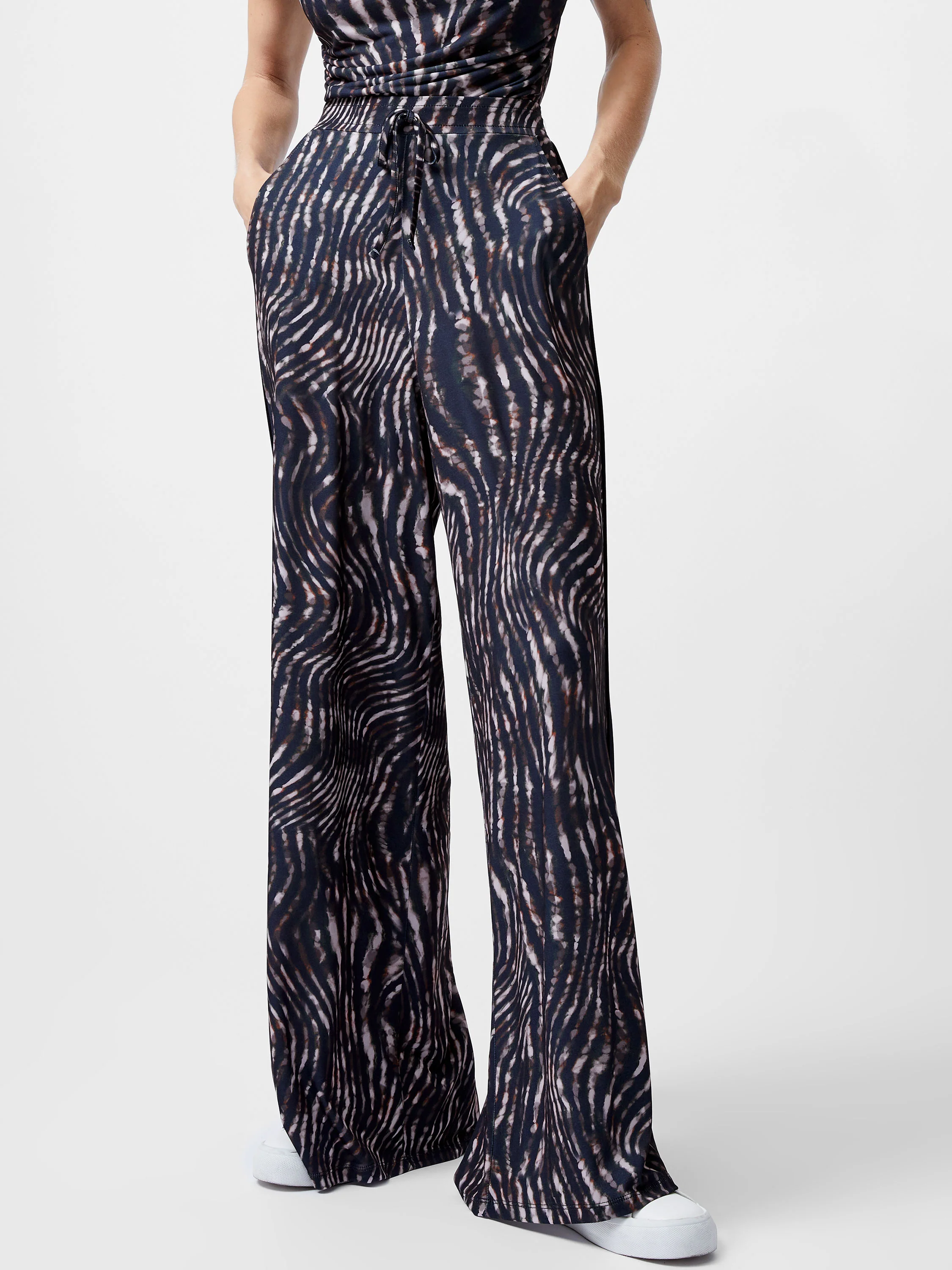 Zina Portia Wide Leg Printed Trousers - Image 2