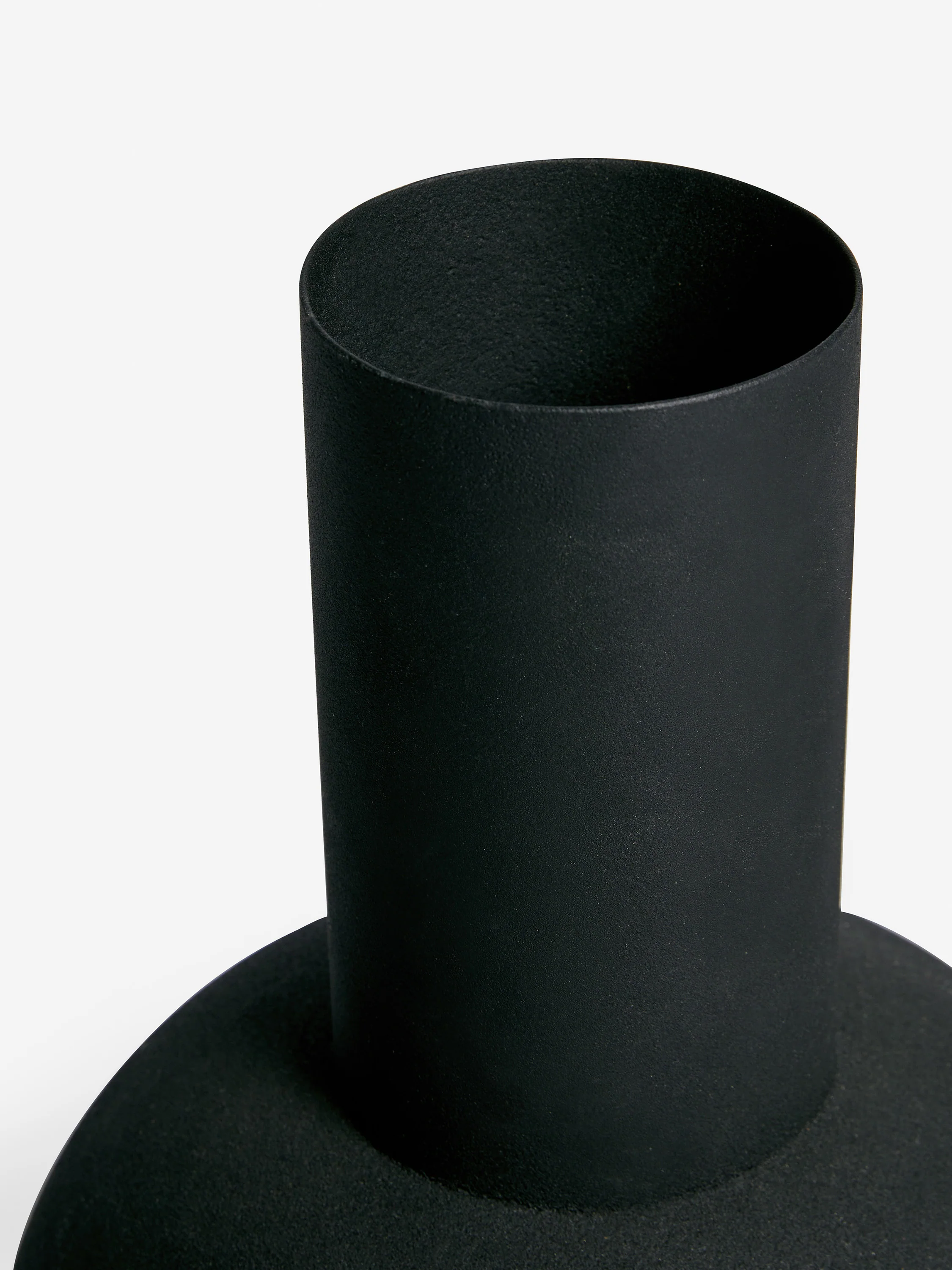 Metal Vase - Image 3